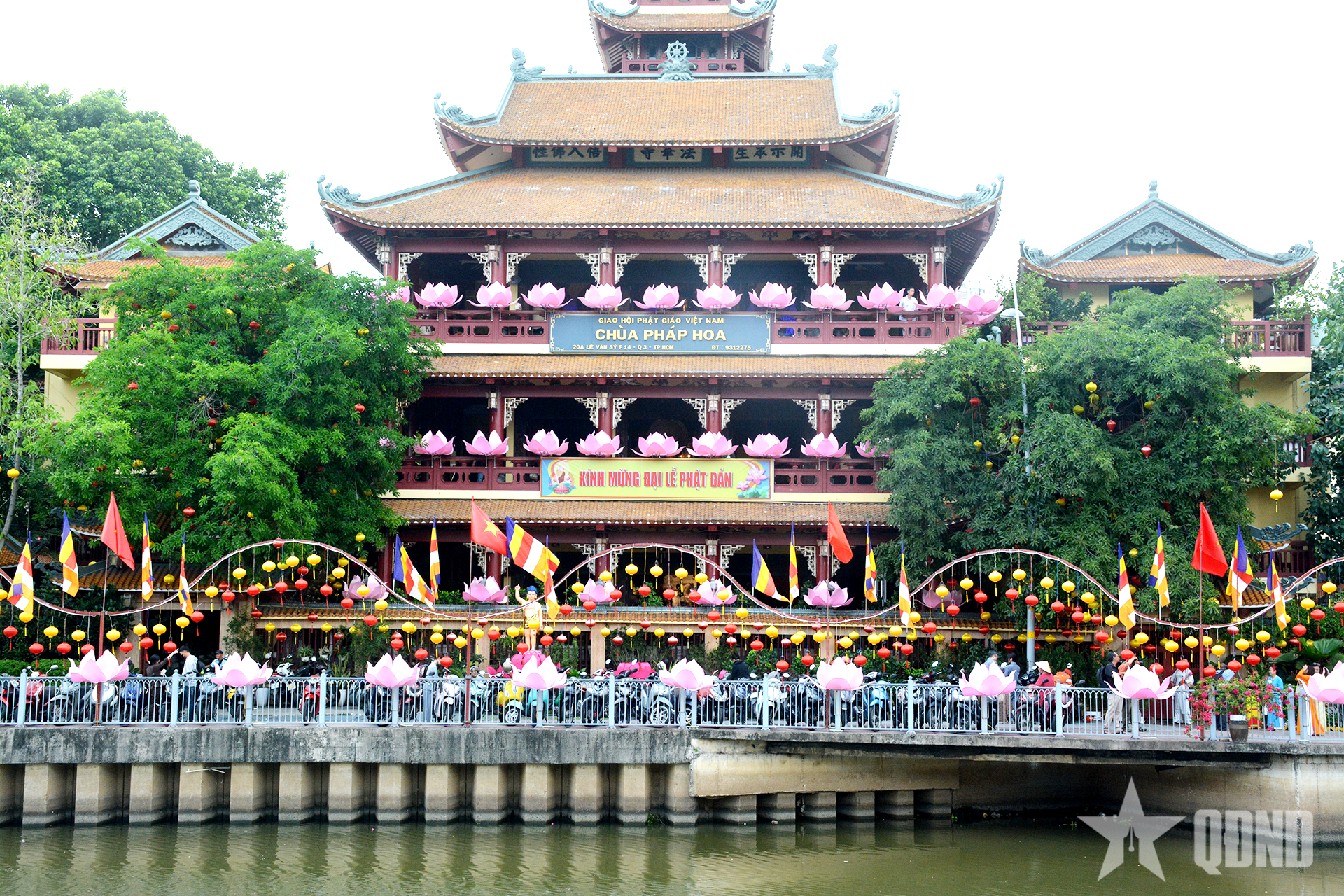 TP Hồ Chí Minh lung linh, rực rỡ mùa Phật đản